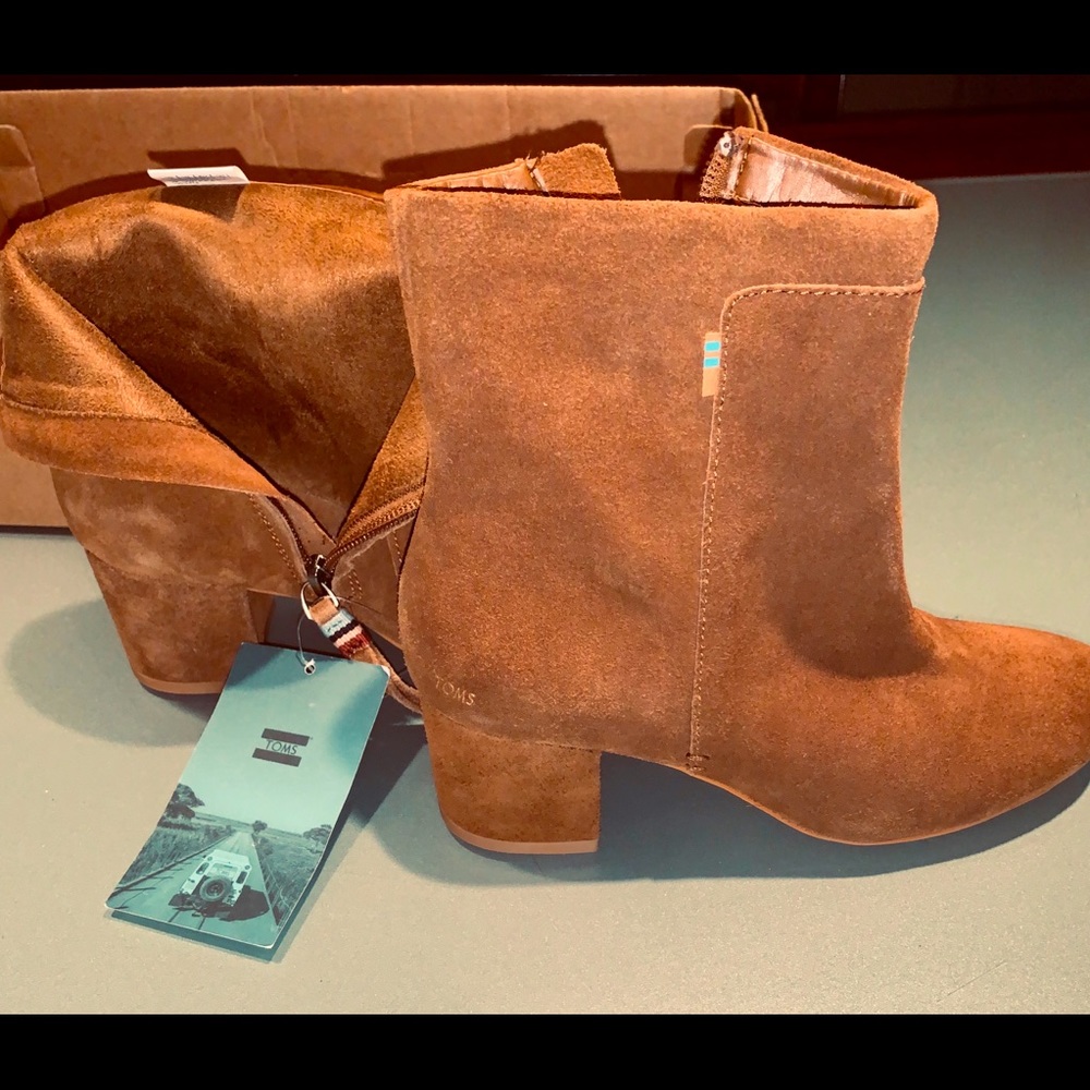 Toms Evie Dark Amber Suede Bootie